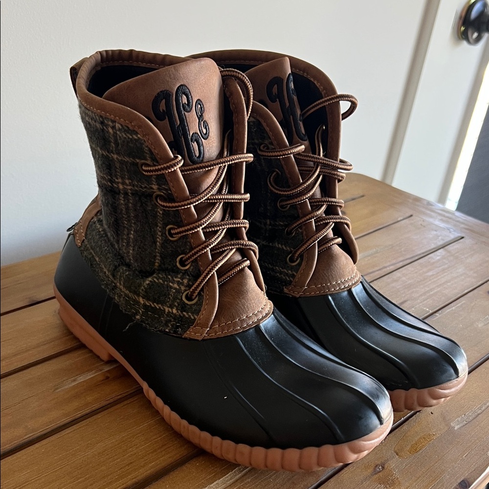 Brown and Black Duck Boots Marley lily